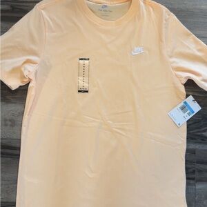 Nike Men's tee NWT